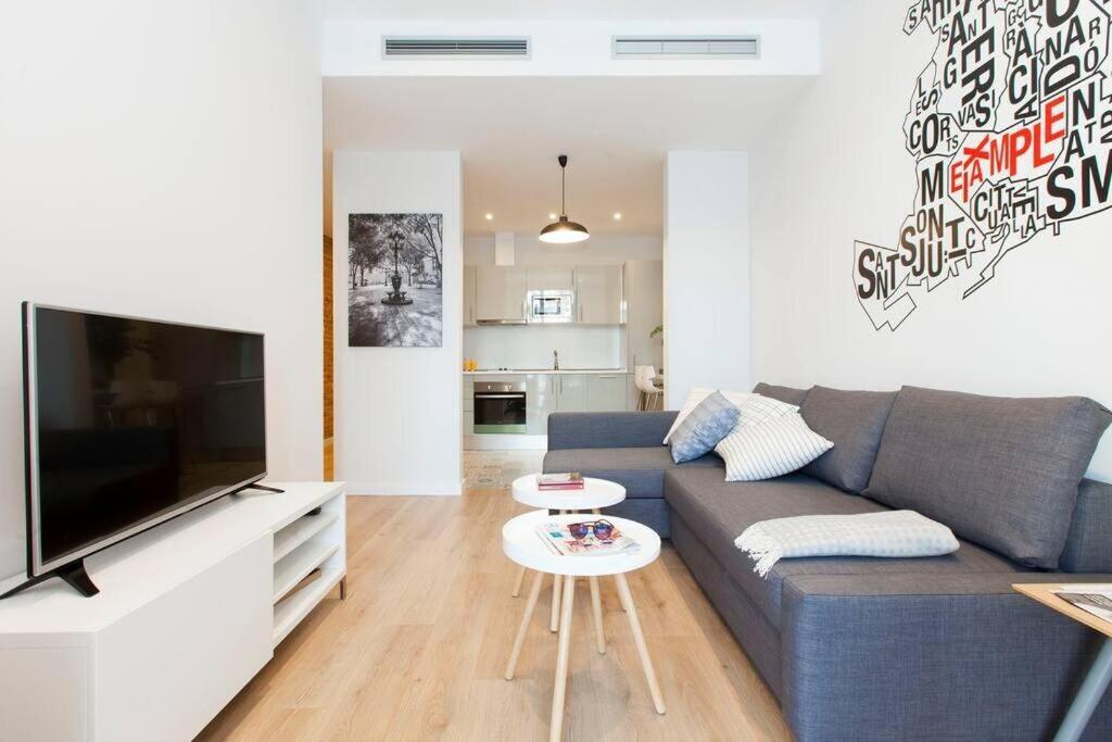 Perfectly Located 4Bed 4Bath Apartment In Barcelona 3 1 Ngoại thất bức ảnh