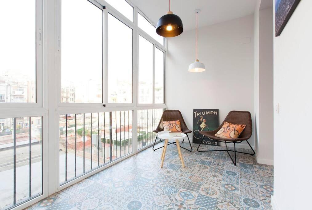 Perfectly Located 4Bed 4Bath Apartment In Barcelona 3 1 Ngoại thất bức ảnh